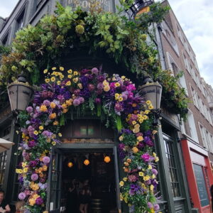 Pubs de Londres :  mon premier article au Devoir!